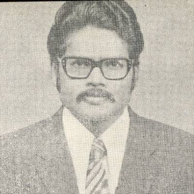 Kulandaivelu , Dr. V.